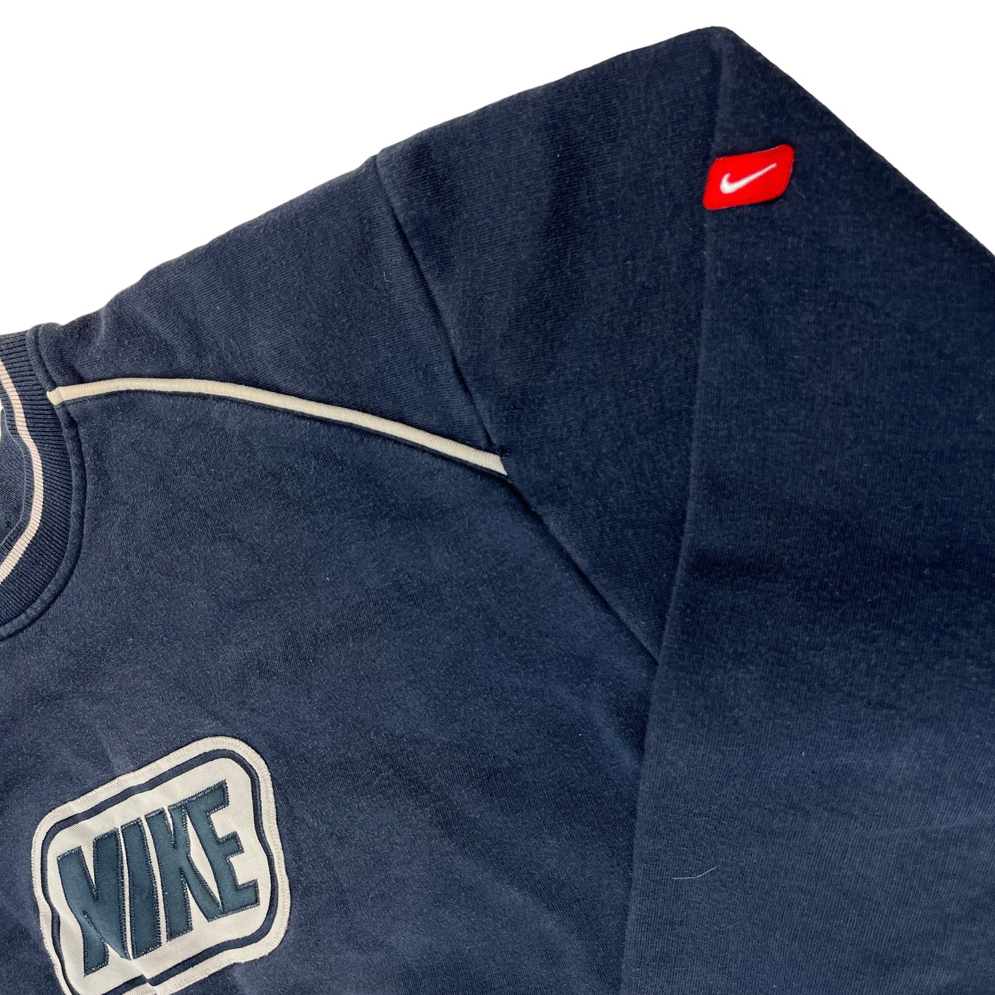 01131 Nike 90s Sweater