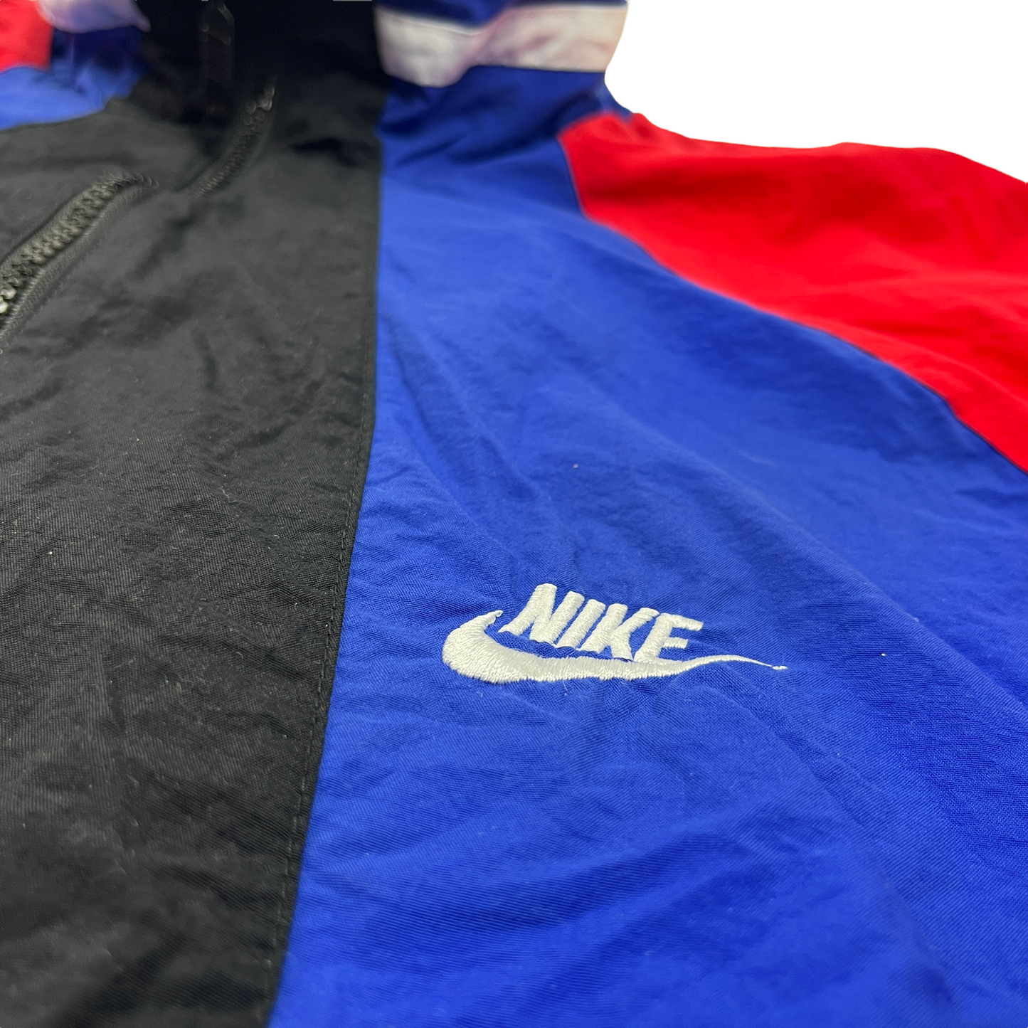 01004 Nike “sports and fintness” 90s Tracktop