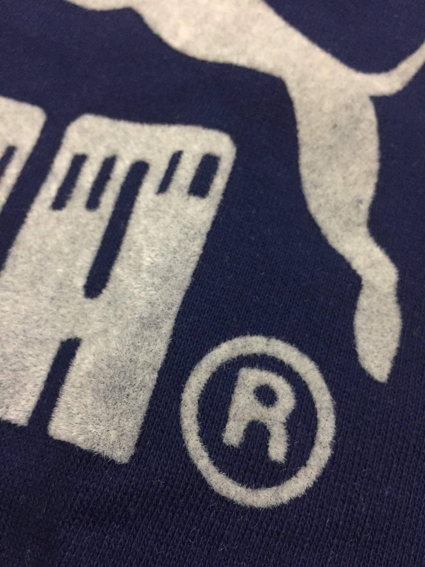 0055 Puma Vintage Logo Sweater / T-Shirt