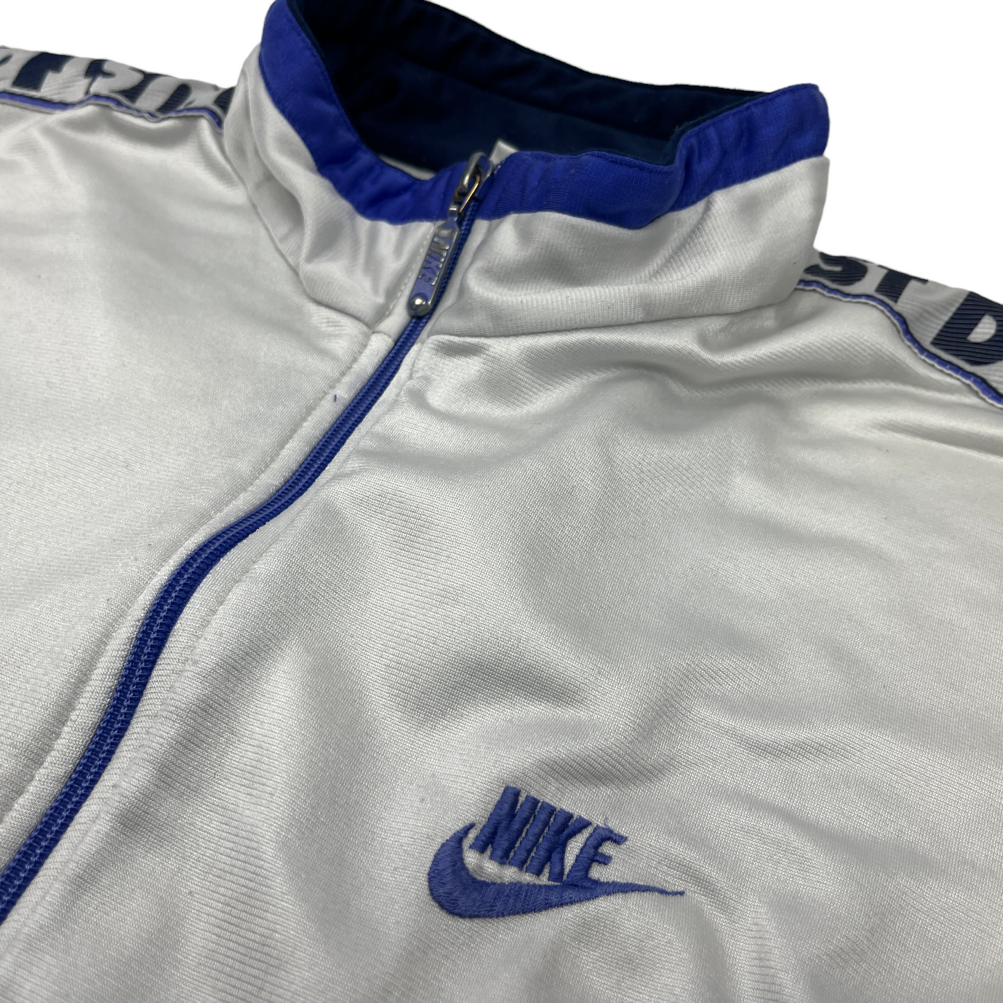 01113 Vintage Nike International Tracktop