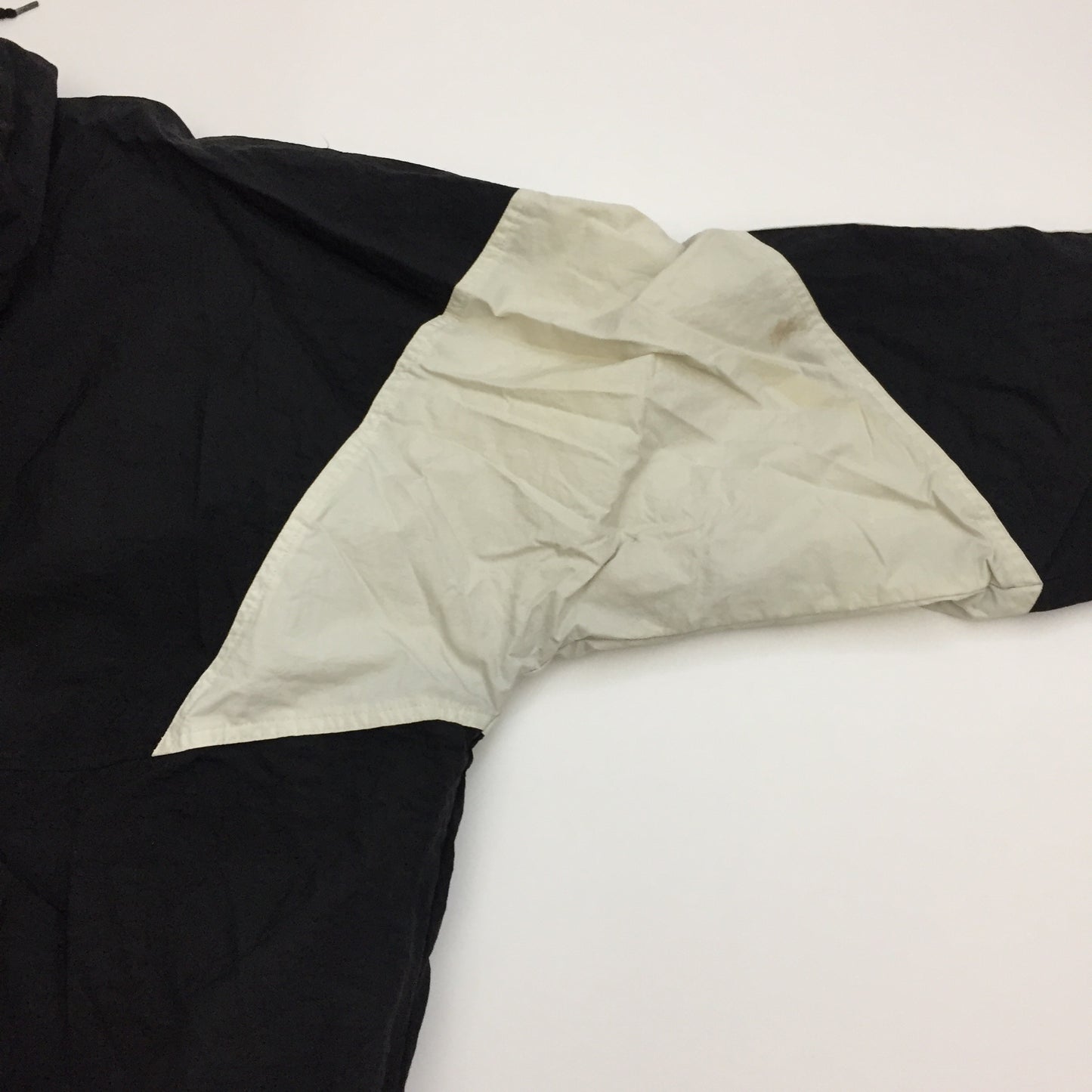 0121 Adidas Vintage Hooded Harlem Jacket