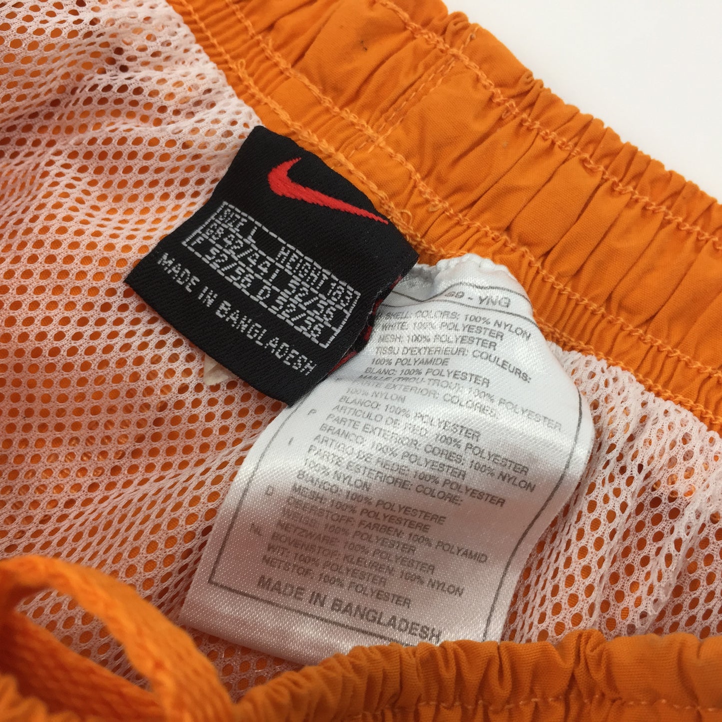 0511 Nike Vintage 90s Big Logo Swimshorts Shorts