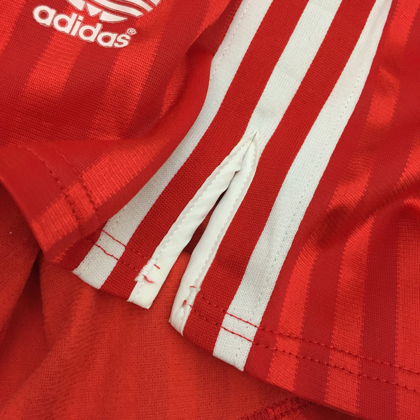 0094 Adidas Vintage Shiny Running Short