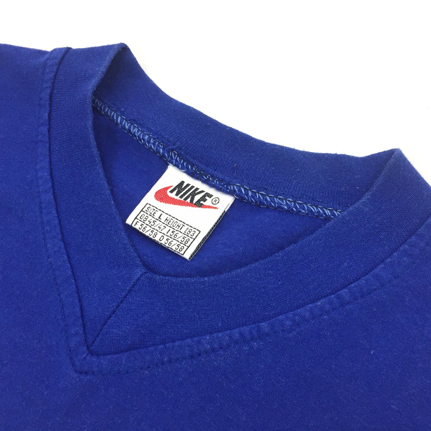 0522 Nike Vintage V-Neck 90s T-shirt