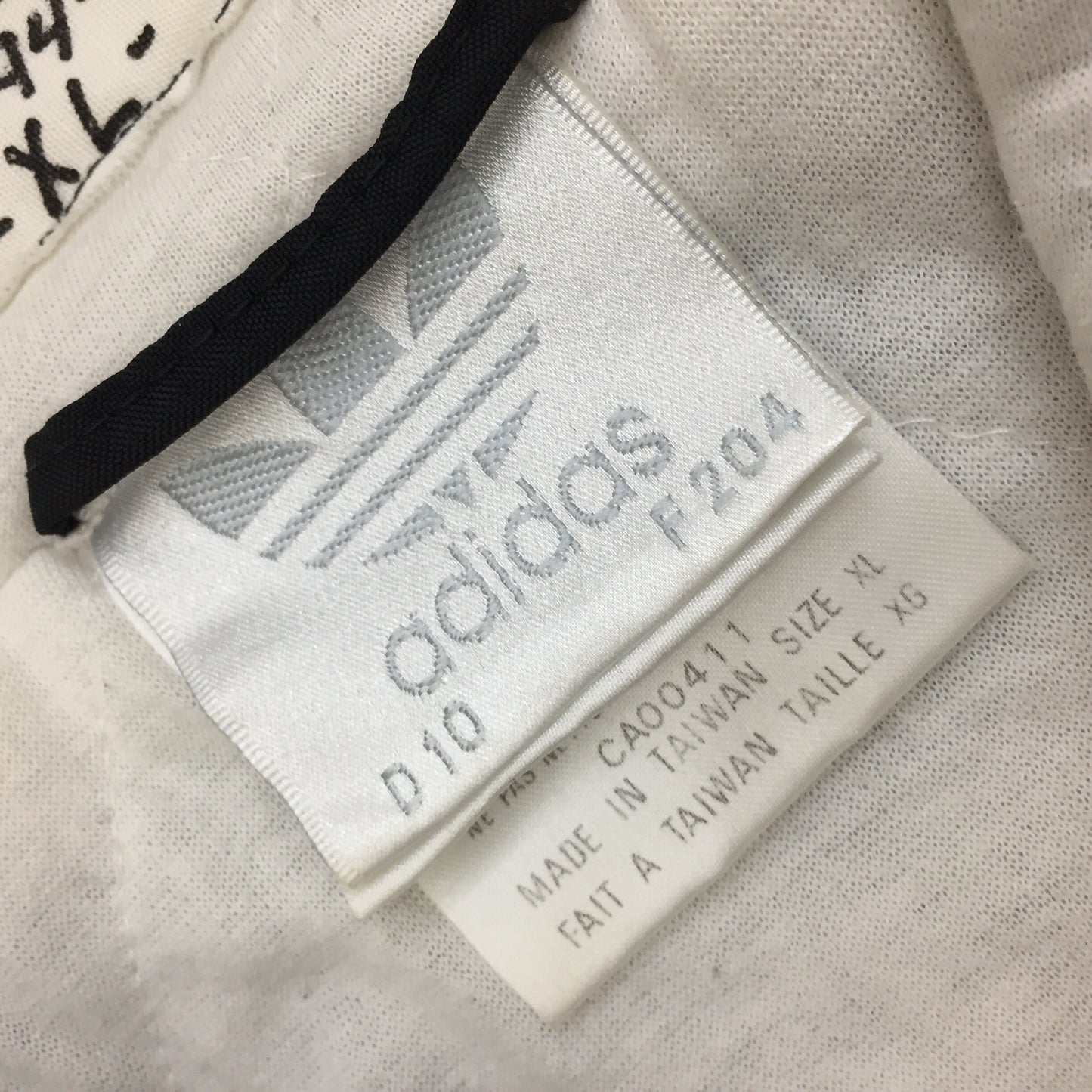 0121 Adidas Vintage Hooded Harlem Jacket