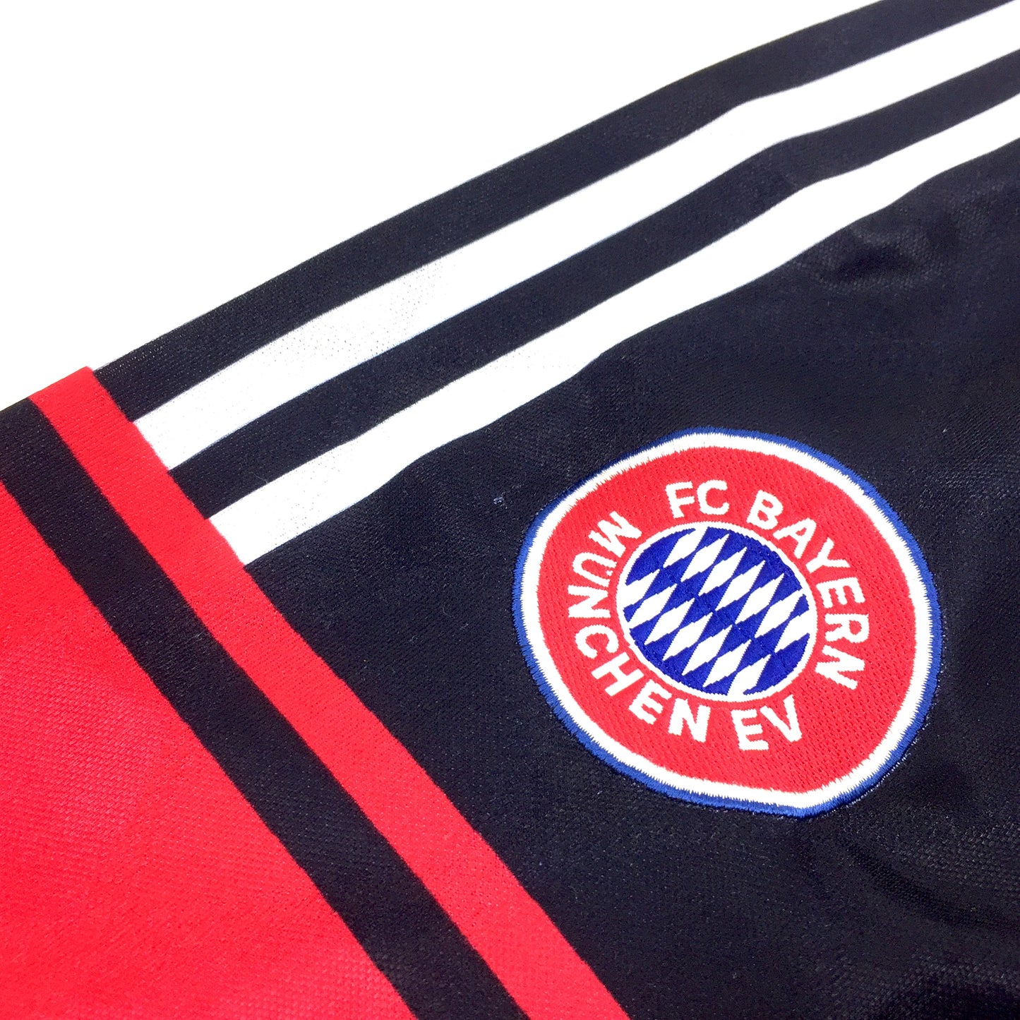 0458 Adidas Vintage FC Bayern Soccer Shorts