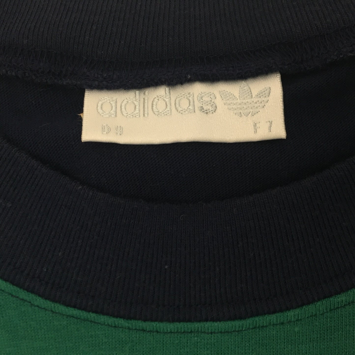 0027 Adidas Vintage 90´s T-Shirt