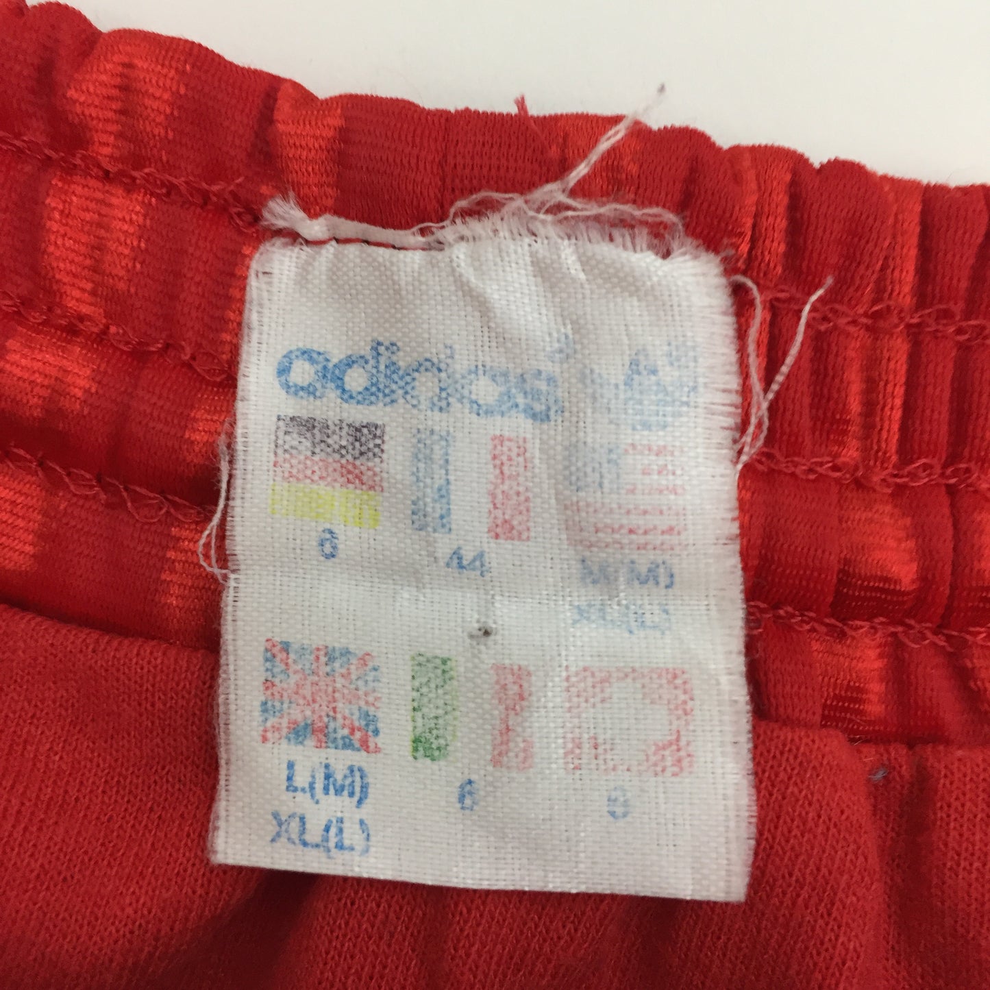 0094 Adidas Vintage Shiny Running Short