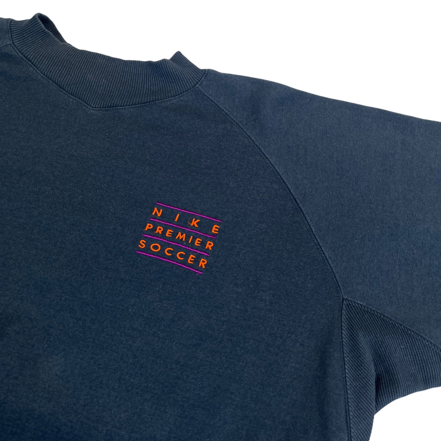 02601 Nike 90s “premier soccer” sweater