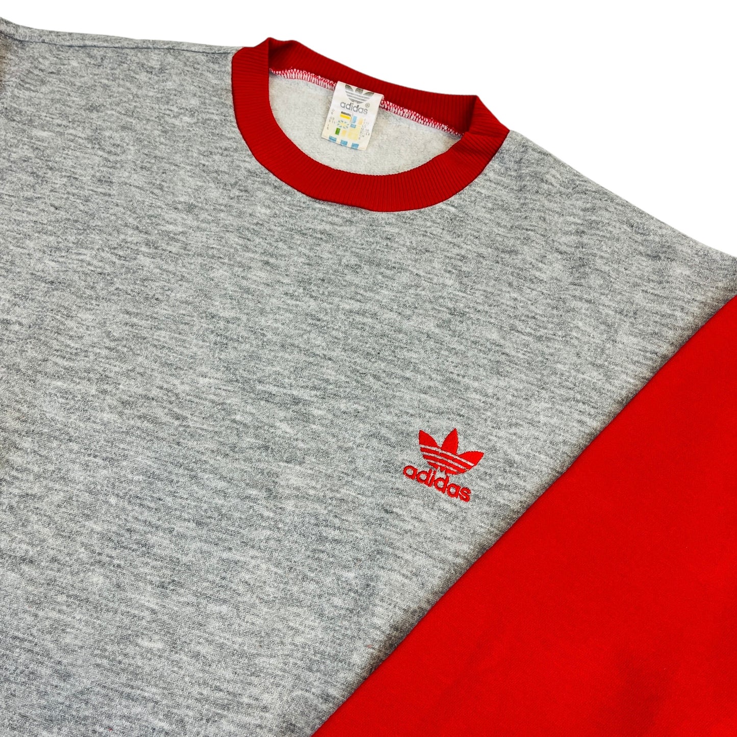 02595 Adidas 80s Sweater