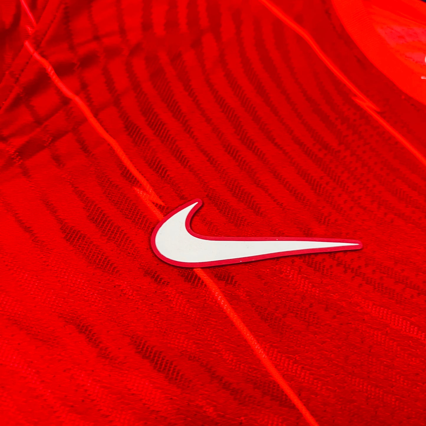 02357 Nike Liverpool FC 2021-2022 „Alice“ Fan Jersey