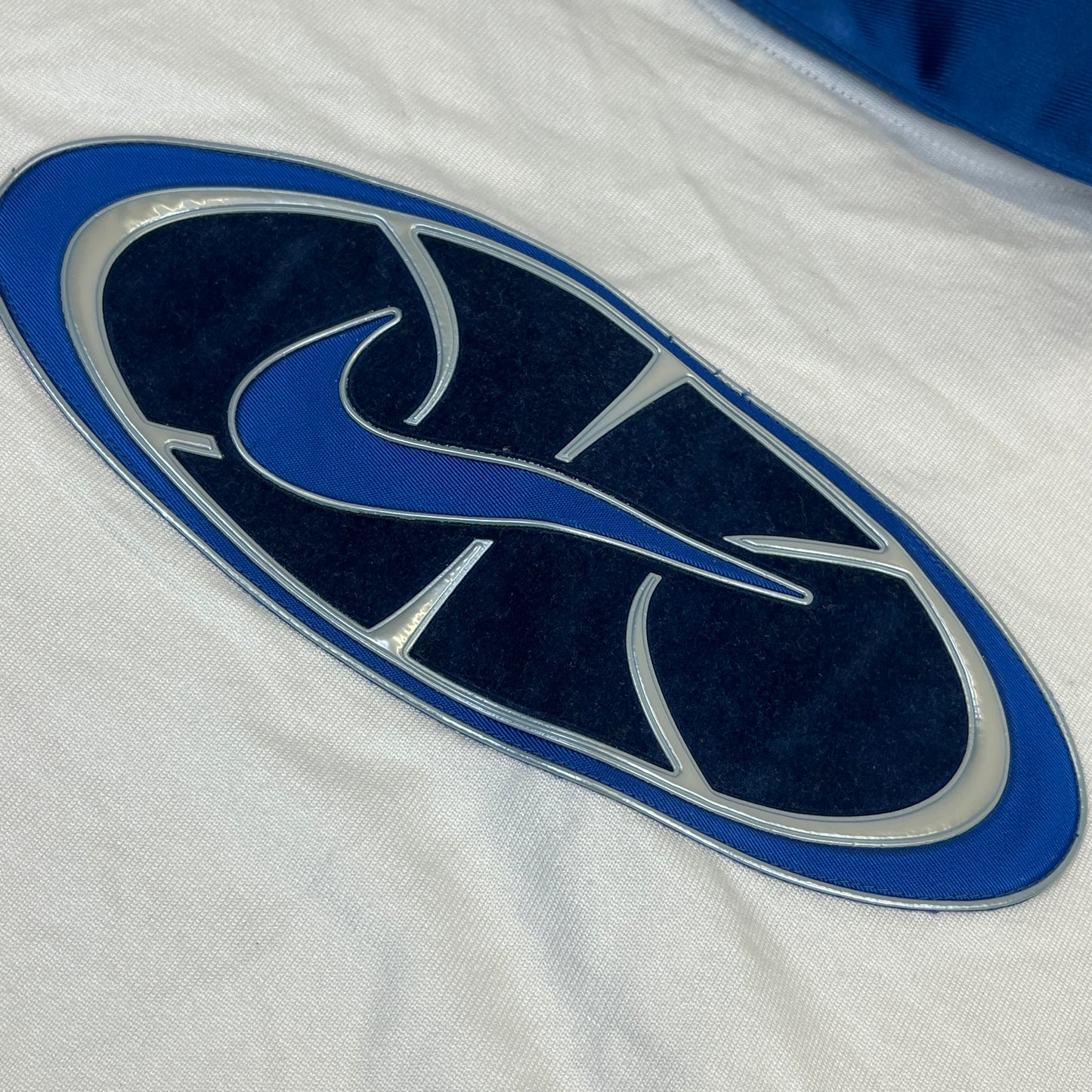 03052 Nike 90s Basketball Warmup Jersey