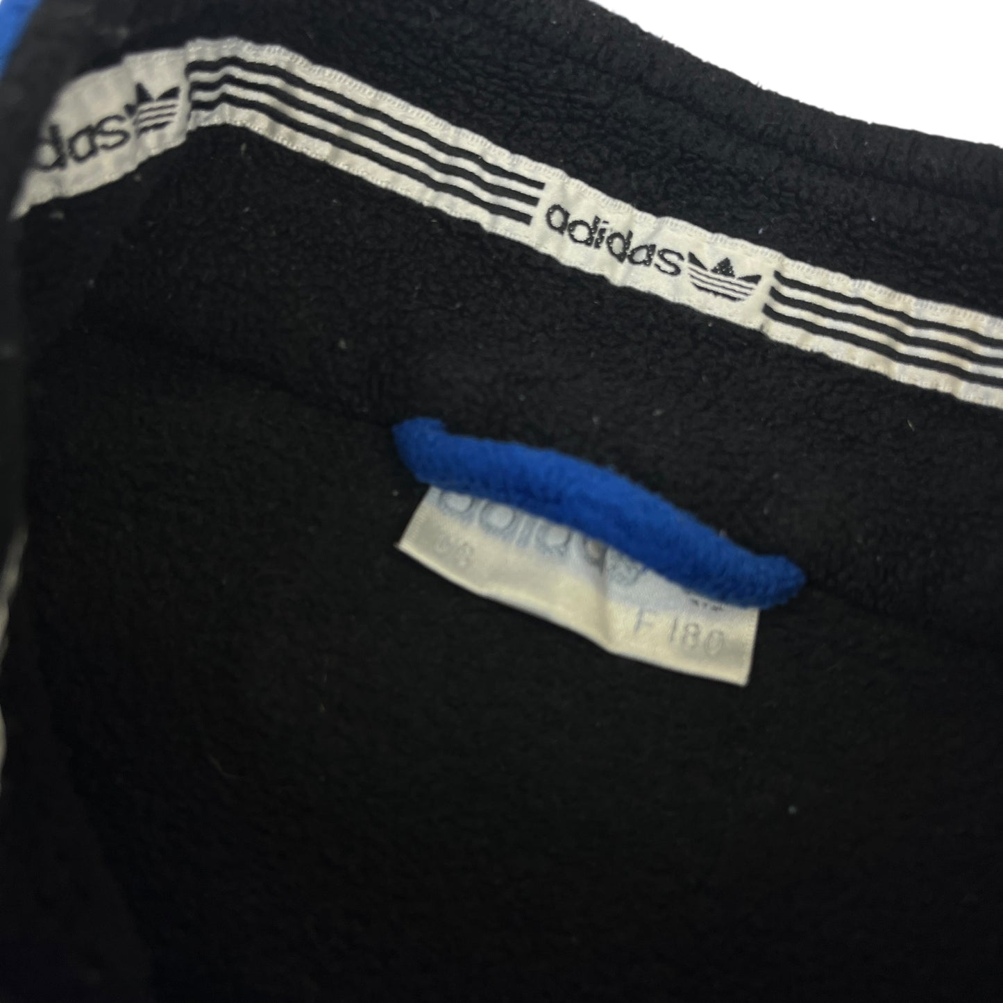 03058 Adidas 90s  Fleece Sweater