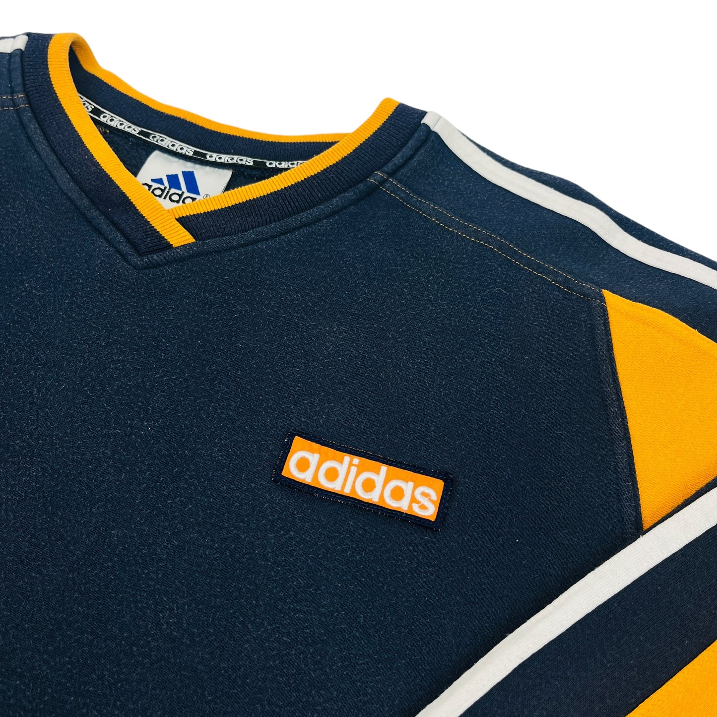 02212 Adidas 90s Sweater