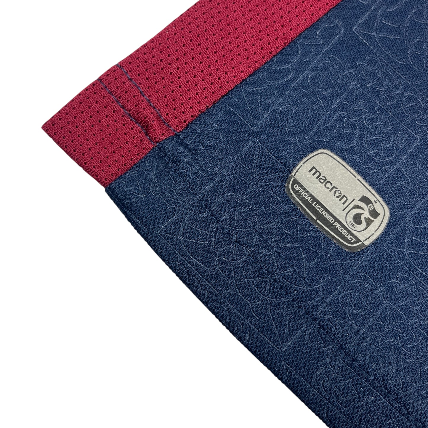 02936 Macron Trabzonspor 2021-2022 “Esma” Third Jersey