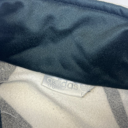 02812 Adidas 90s Tracktop