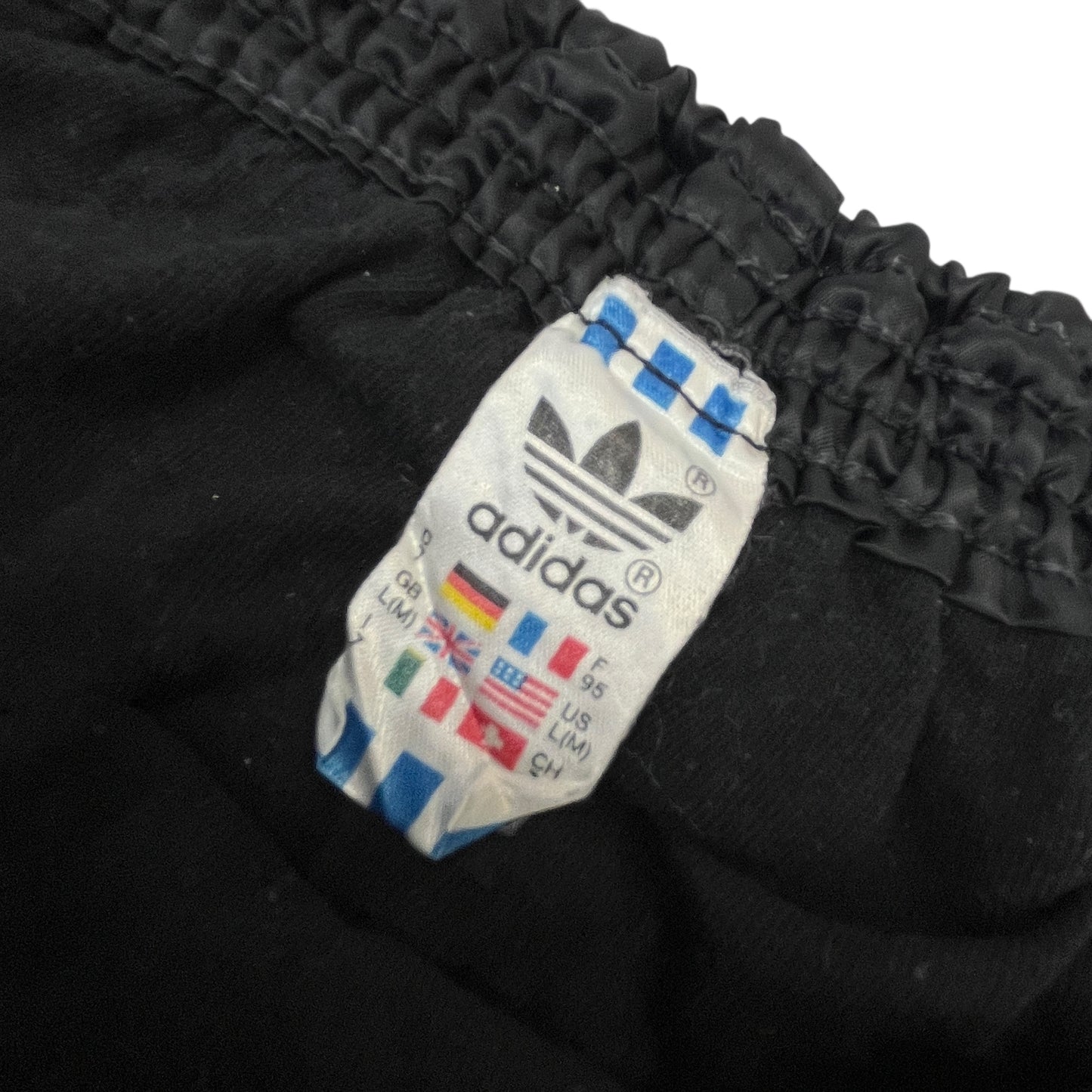 03243 Adidas 80s „Made in West Germany“ Trackshorts