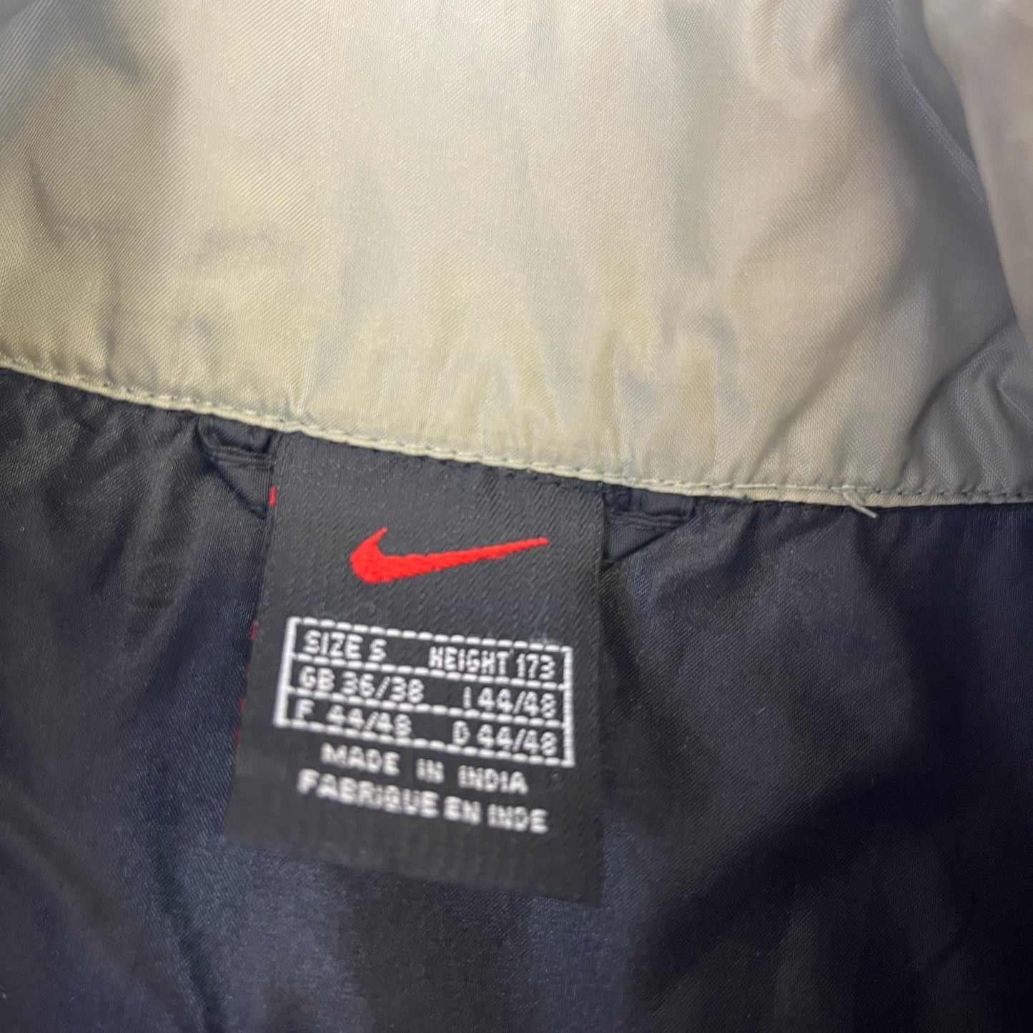 02977 Nike 90s Tracktop