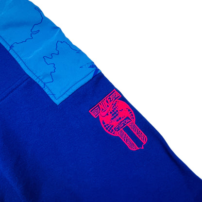 02247 Nike International 1/4 Zip Sweater
