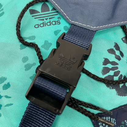 01747 Adidas 90s Hiking Bagpack
