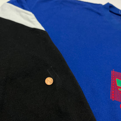 01833 Adidas 90s Sweater