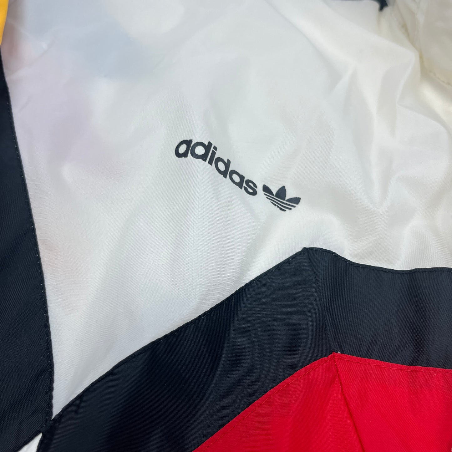 01897 Adidas Vintage DFB German National Team 88/90 Rainjacket