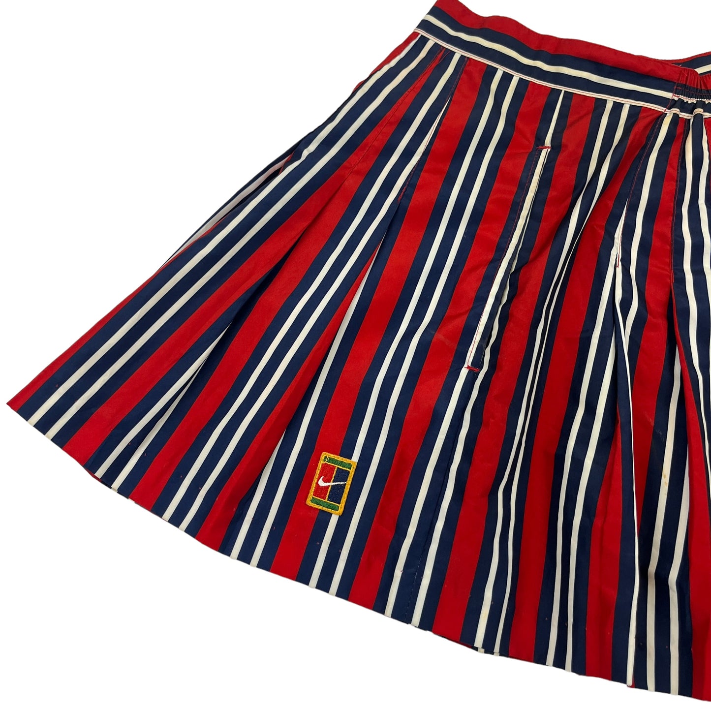 02186 Nike 90s Supreme Court Tennis Skirt