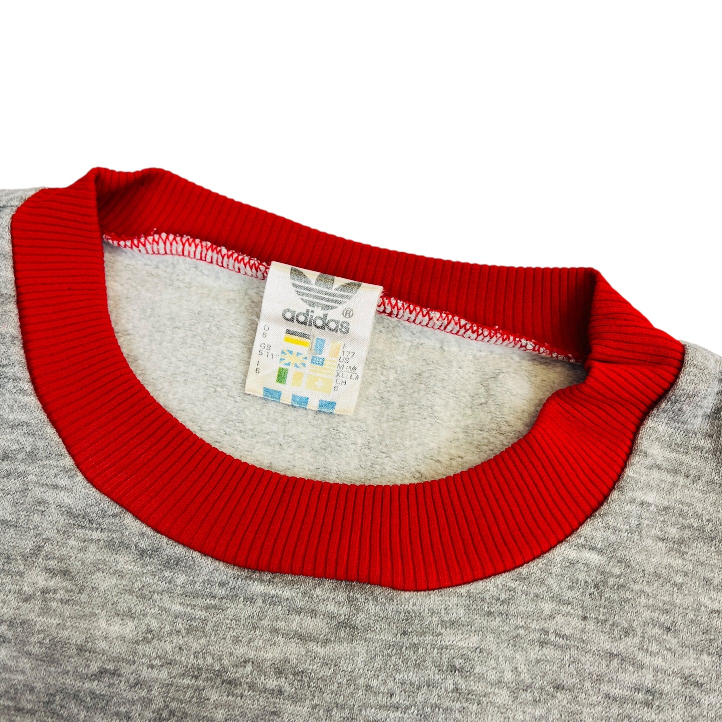 02595 Adidas 80s Sweater