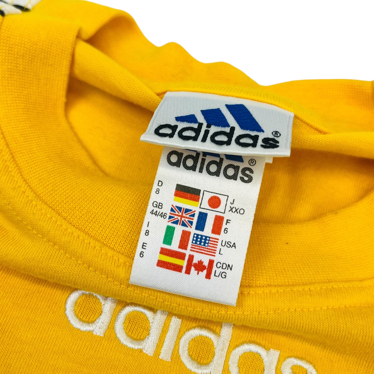 03236 Adidas 90s Tshirt