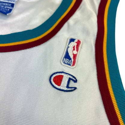 02641 Champion Detroit Pistons Grant Hill Jersey