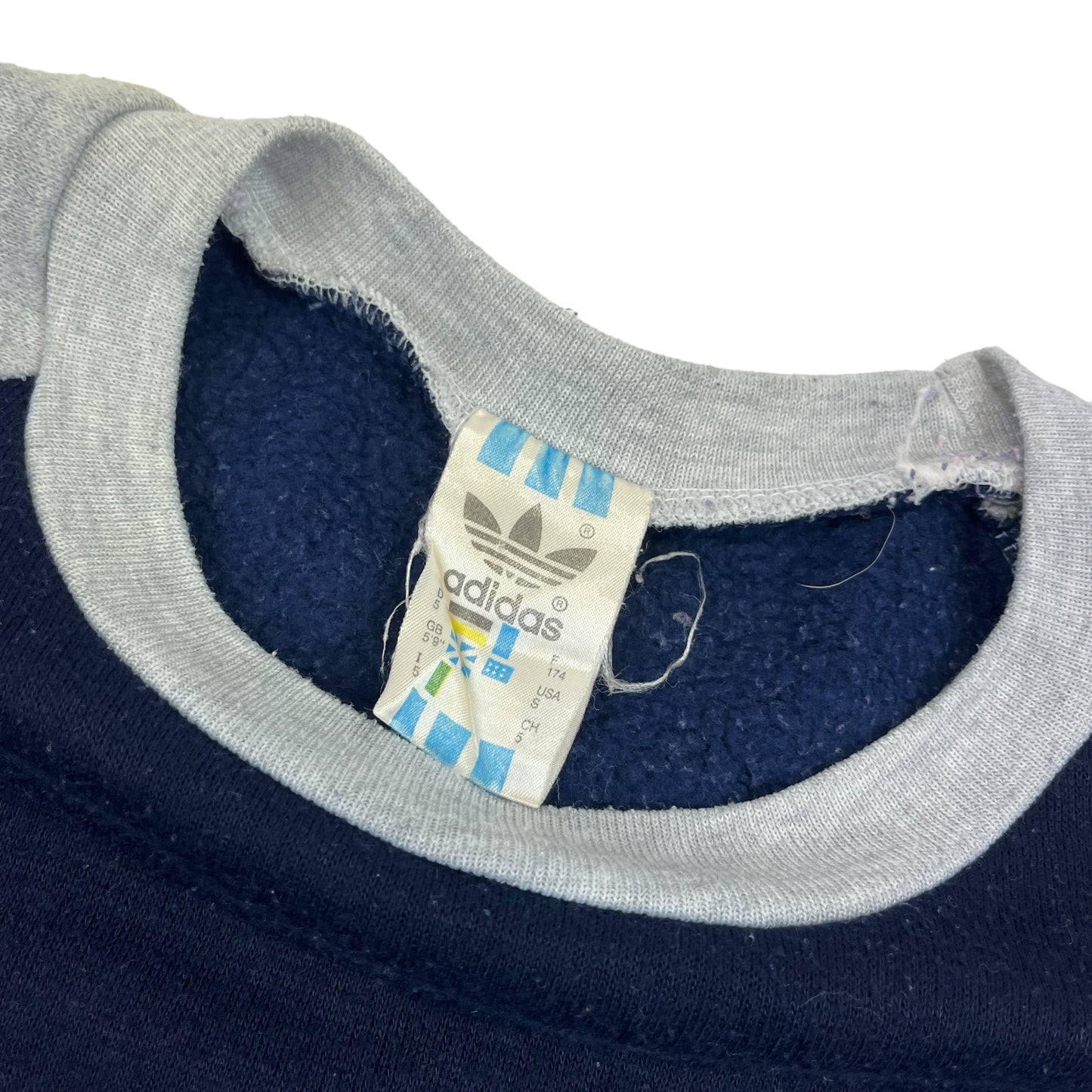 02207 Adidas 80s Sweater