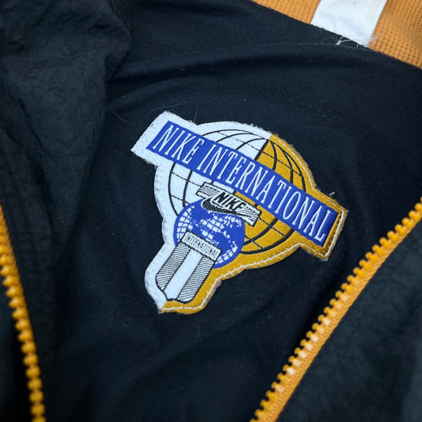 Nike International 90s Tracktop