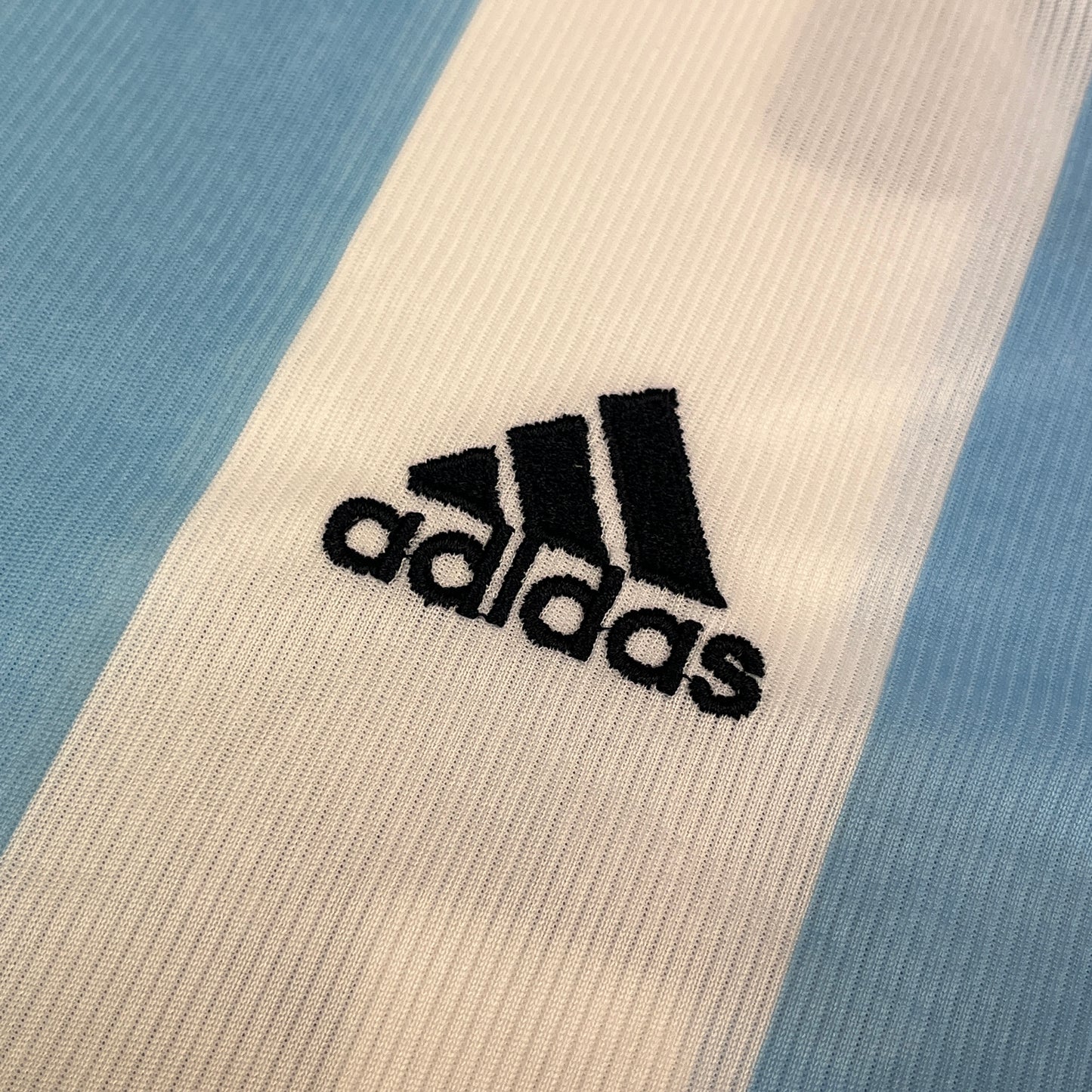 02930 Adidas Argetinia 2002 “Malo” Jersey
