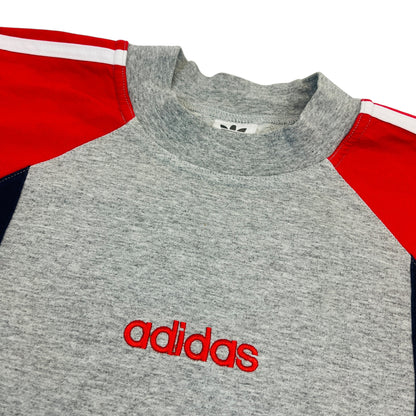 ADIDAS 90s Tshirt