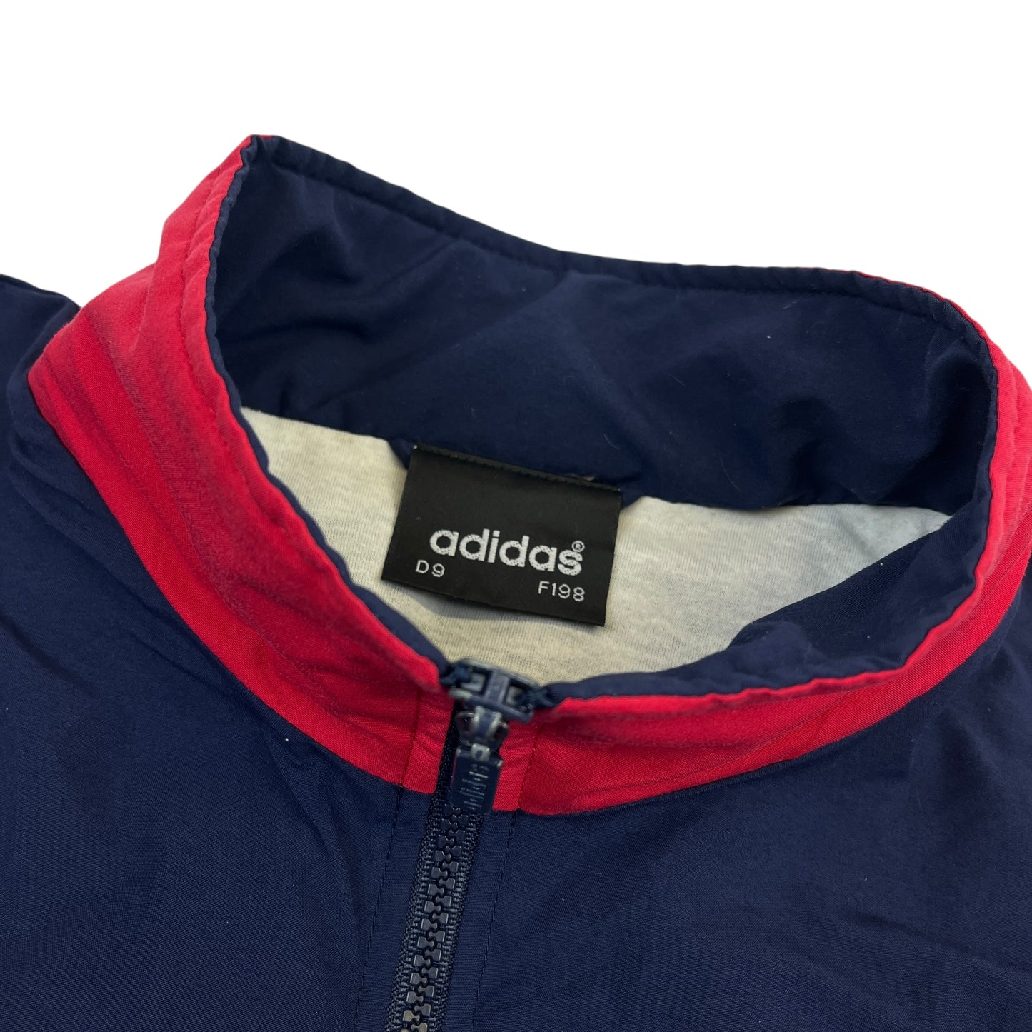 03078 Adidas 90s Tracktop