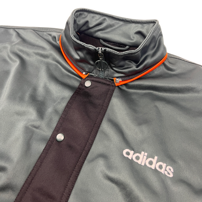 01739 Adidas 90s Basketball Tracktop