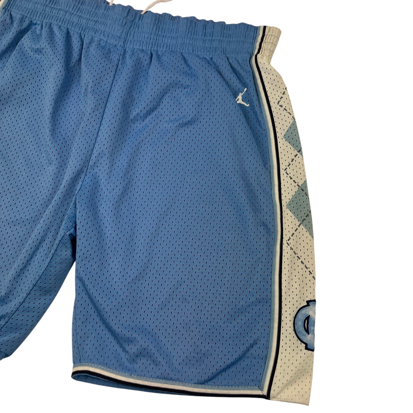 02520 Nike North Carolina Tar Heels Shorts