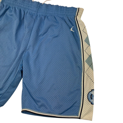 02520 Nike North Carolina Tar Heels Shorts