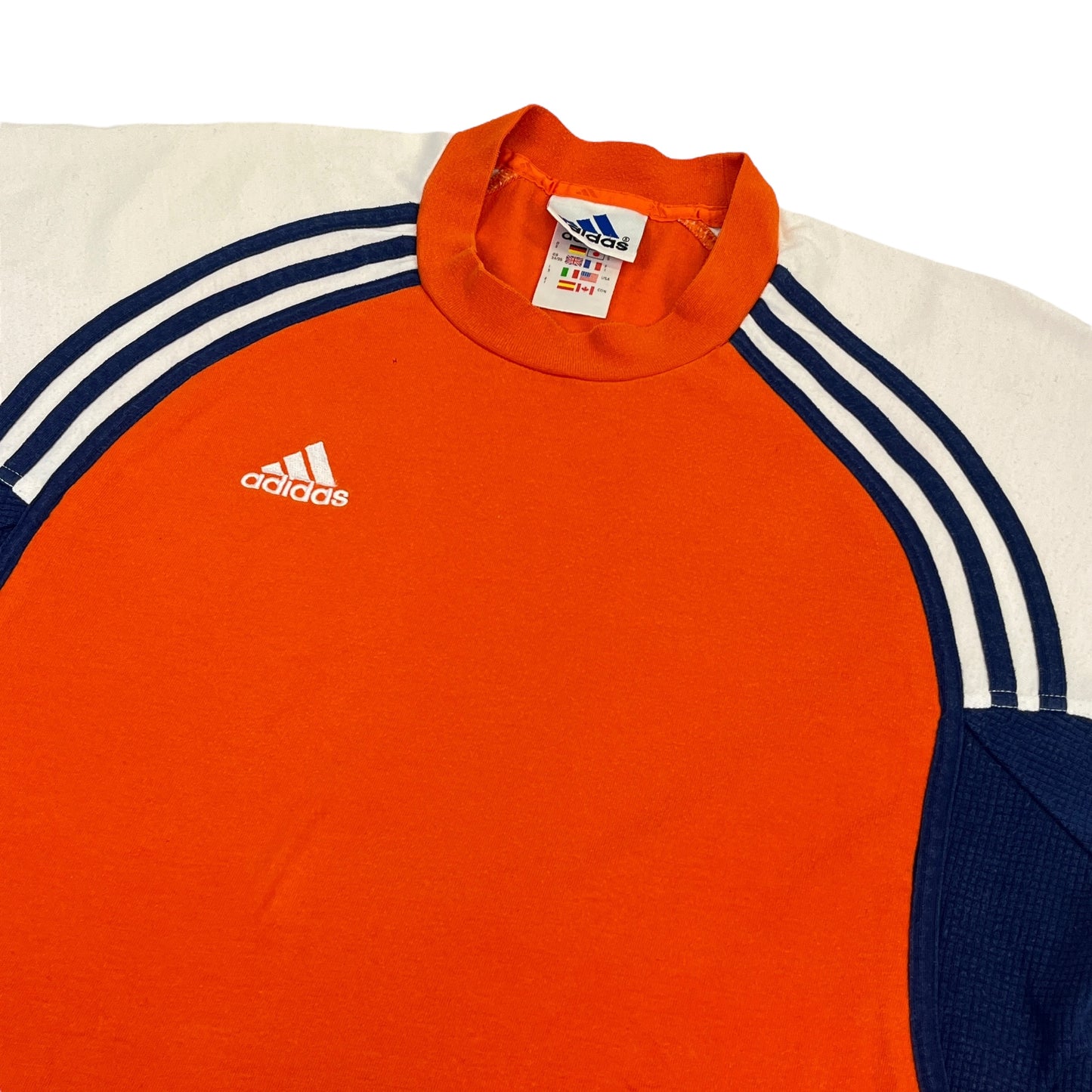 Adidas 2000s Tshirt