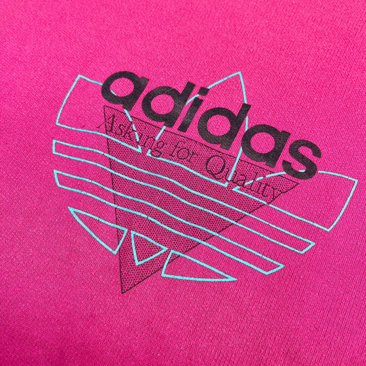 02622 Adidas 90s Sweater
