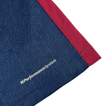 02936 Macron Trabzonspor 2021-2022 “Esma” Third Jersey