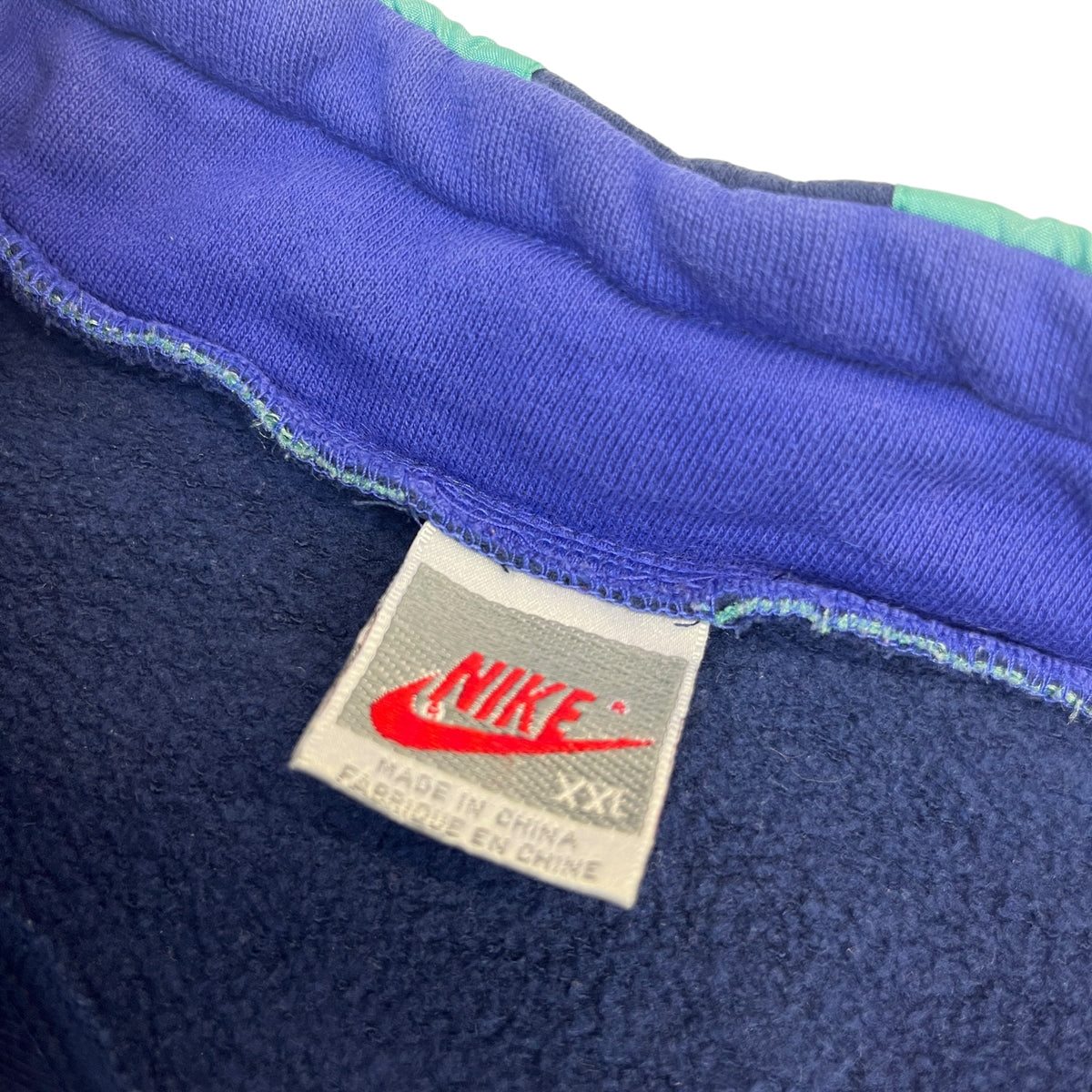 NIKE 90s “Just Do It” Sweater