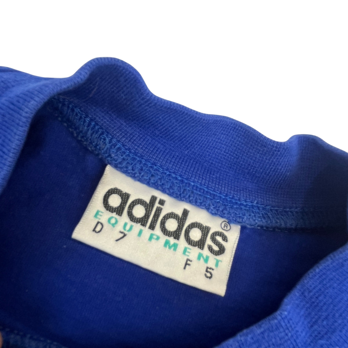 ADIDAS EQUIPMENT 90s Tshirt