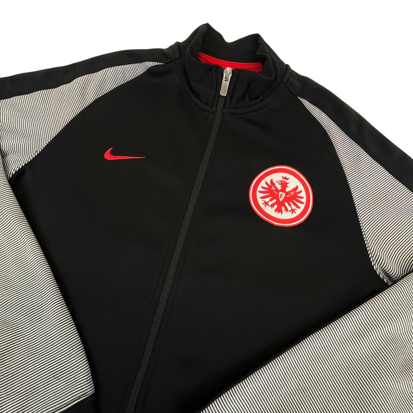 02860 Nike Eintracht Frankfurt 2016-2017 Tracktop