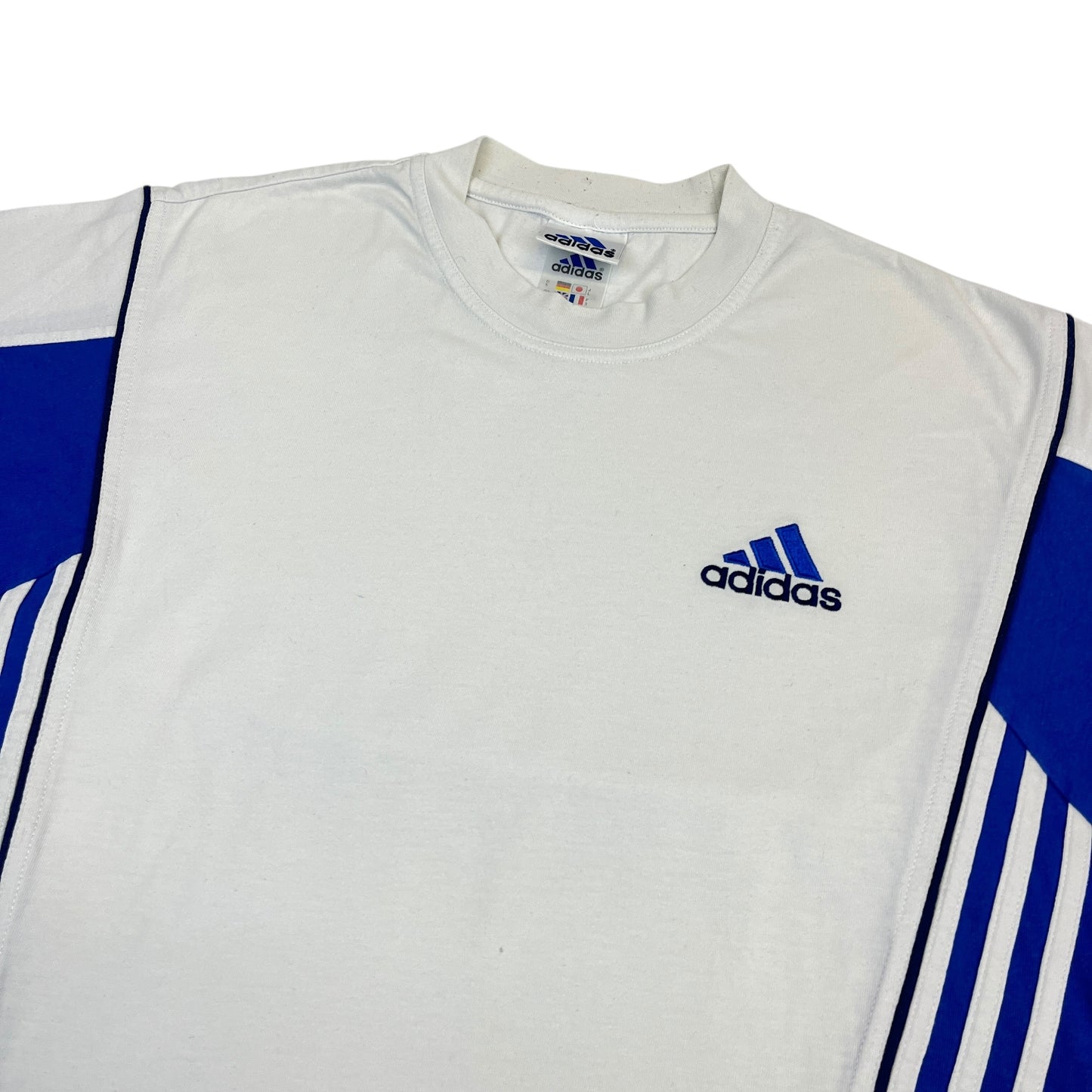Adidas 2000s Tshirt