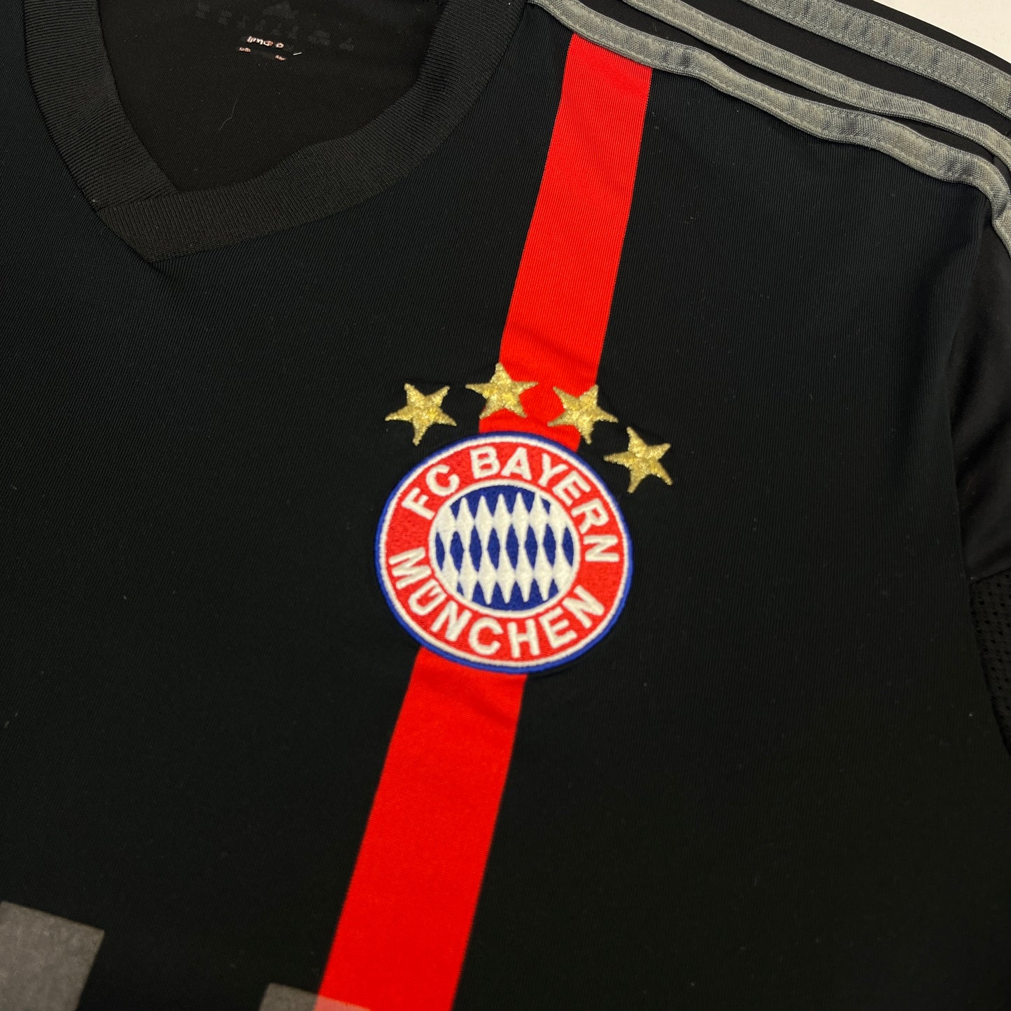 Adidas FC Bayern München 2014-2015 Third Jersey