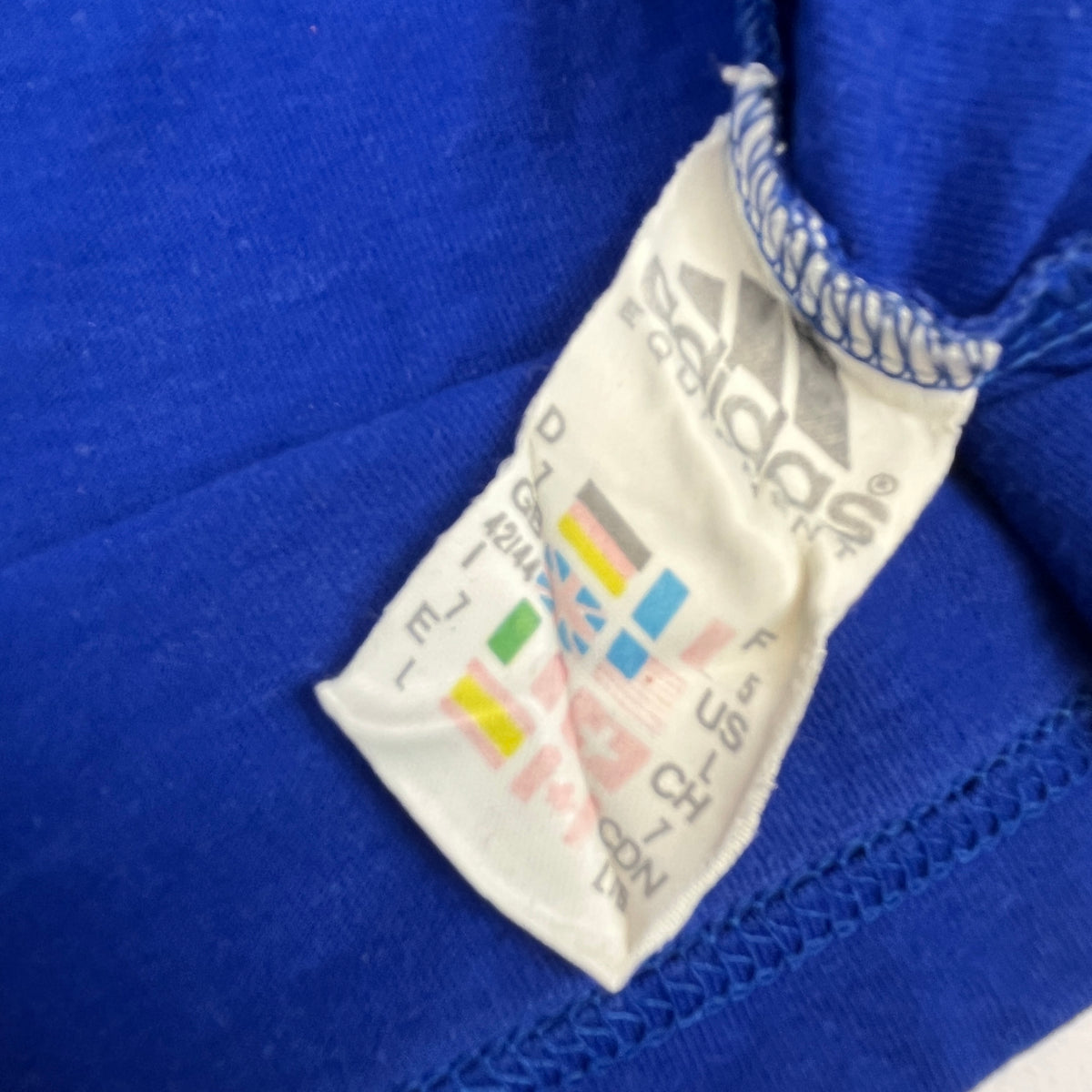 ADIDAS EQUIPMENT 90s Tshirt