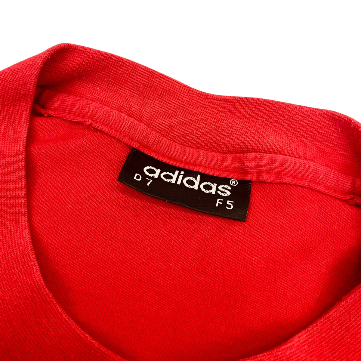 ADIDAS 90s Tshirt