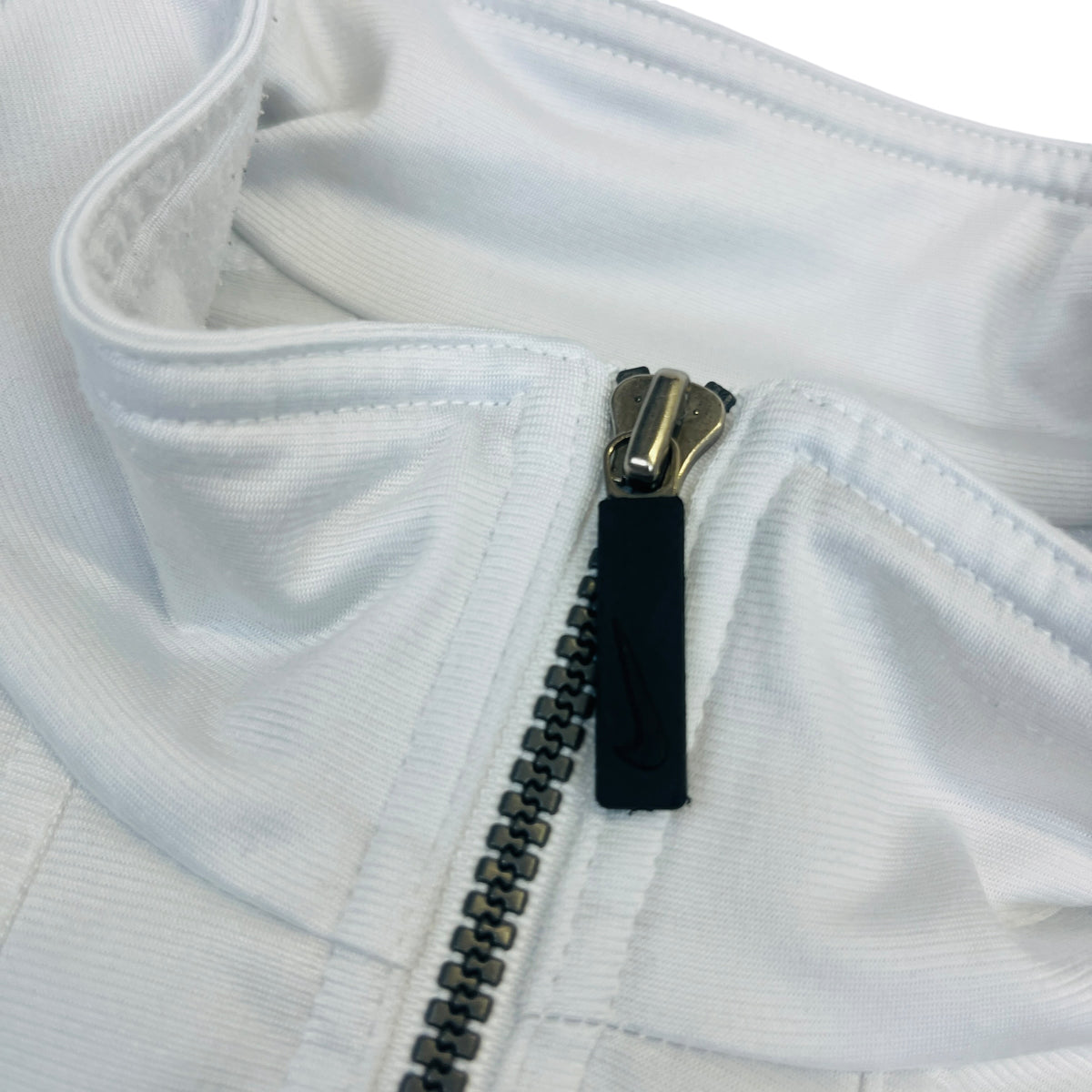 NIKE 90s Tracktop
