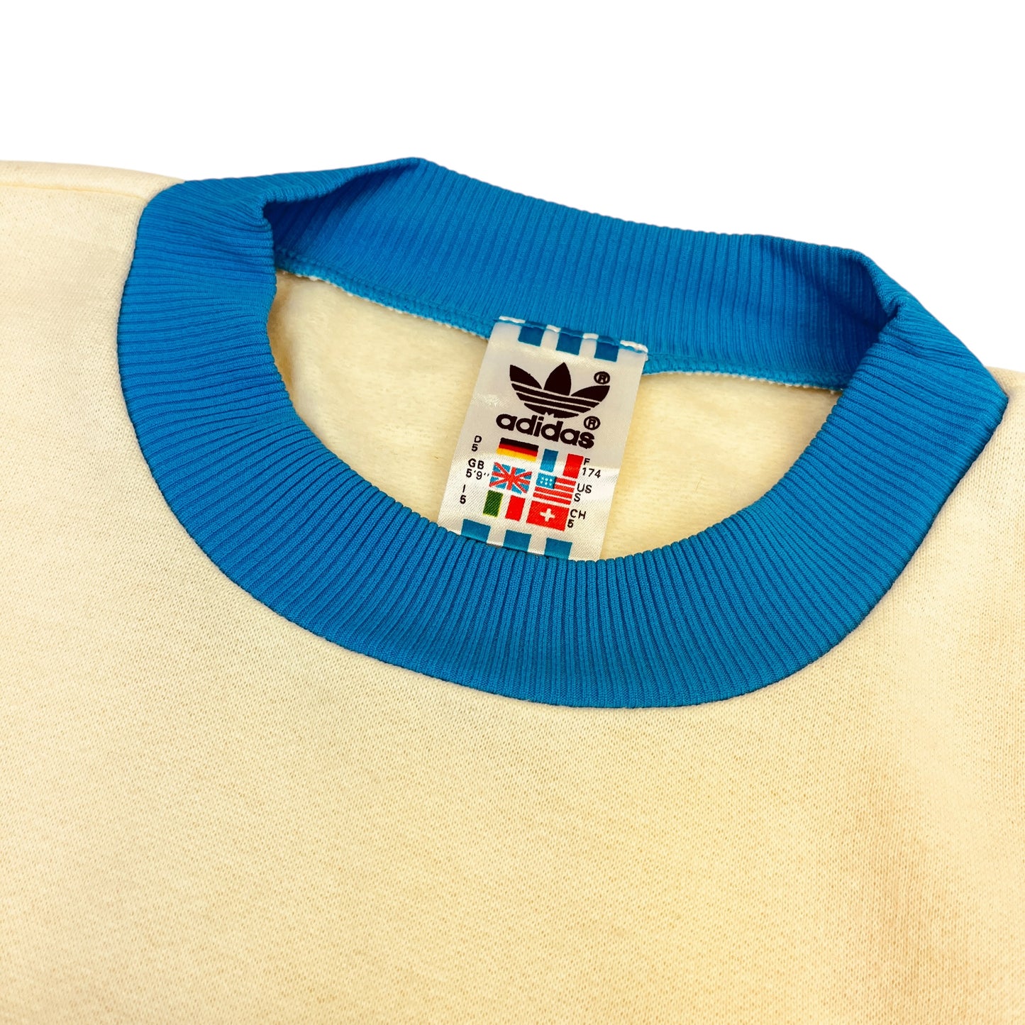 02623 Adidas 80s Sweater